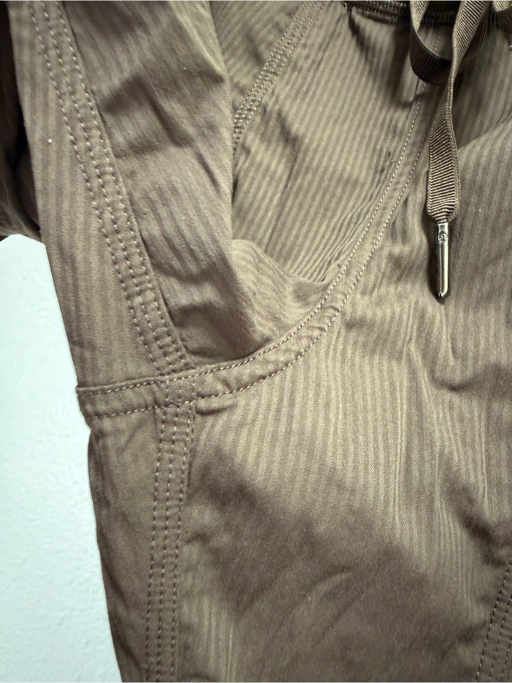 lululemon dance estudio 32” women size 10 Wide-Leg Drawstring Pants — Brown - Picture 9 of 11